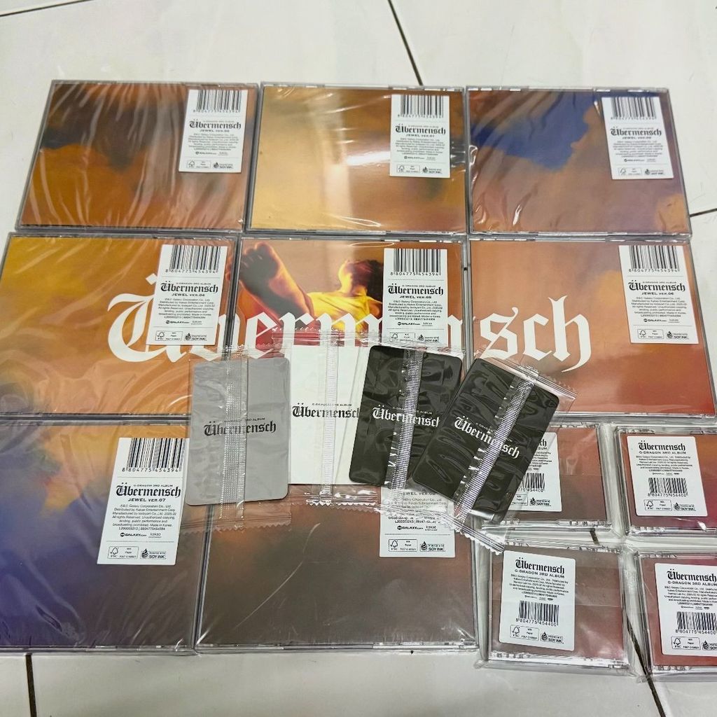 K Kwon Ji-Dragon [Ubermensch] อัลบั้มใหม่ปกติ Kwon Ji-Dragon Return Album ใหม่เอี่ยมที่ยังไม่ได้เปิด