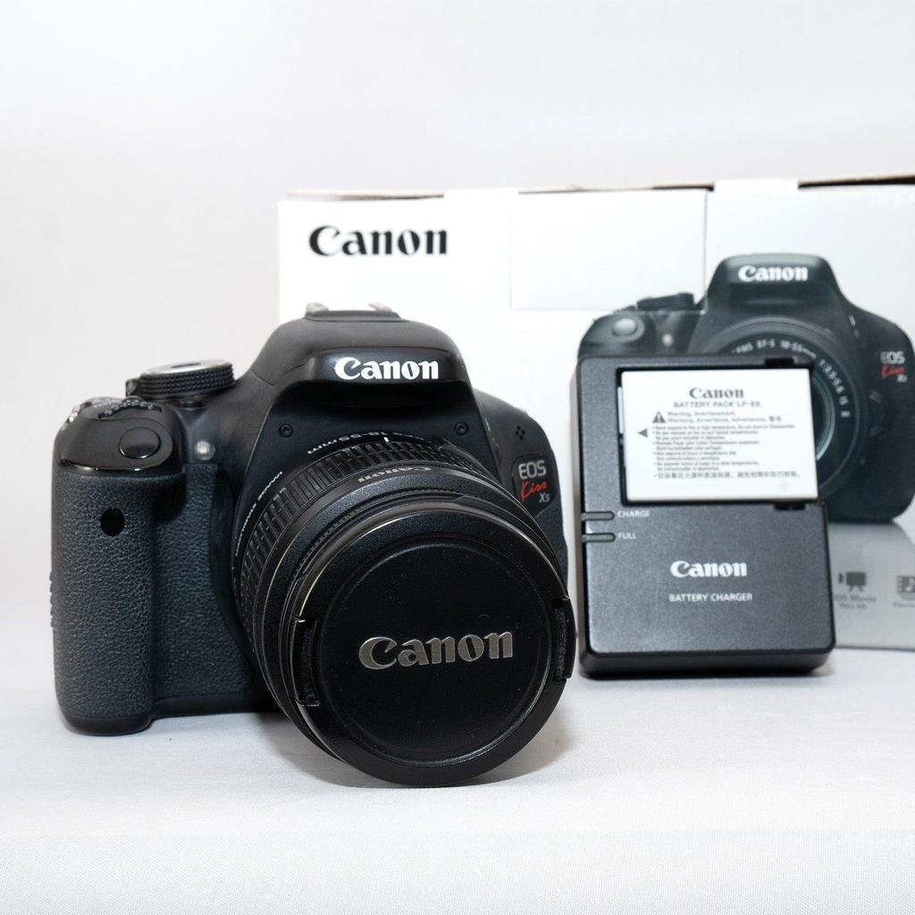 [ Good ] CANON EOS Kiss X5 EOS Rebel T3i EOS 600D with Lens EF-S 18-55mm F3.5-5.6 IS II STM