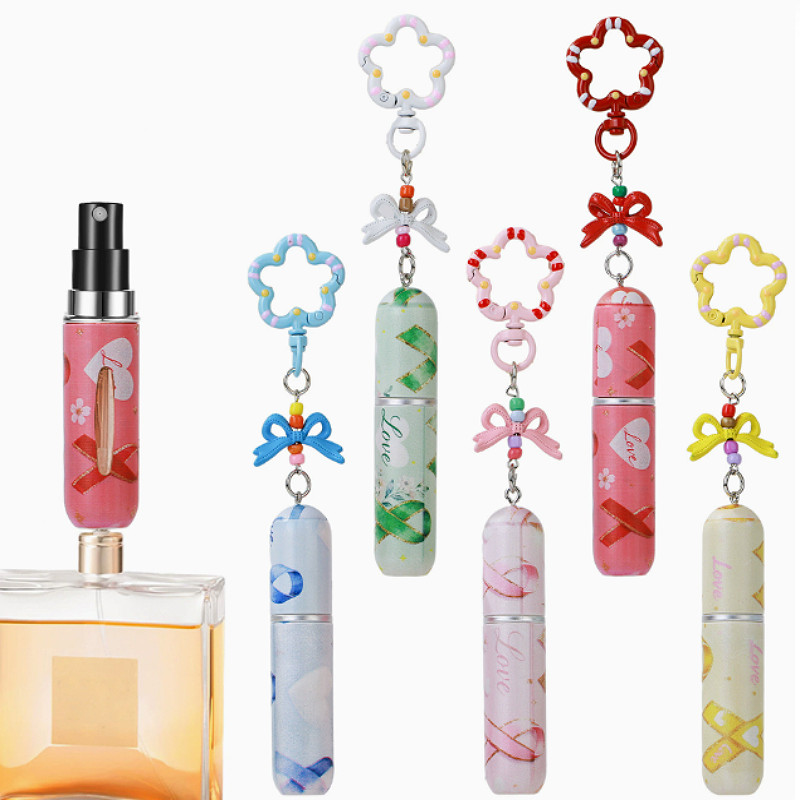 【ขวดเเบ่งน้ำหอมพกพา】ขวดน้ําหอมเปล่า ขวดน้ำหอมแบบแขวนสร้อย 5ml ปั้มเติมก้นขวด แบบพกพามินิ แขวนบนถุง การเดินทาง/ตกแต่ง ราคา ถูกที่สุด ดีลบีเคเค แกลเลอรีภาพที่ 4