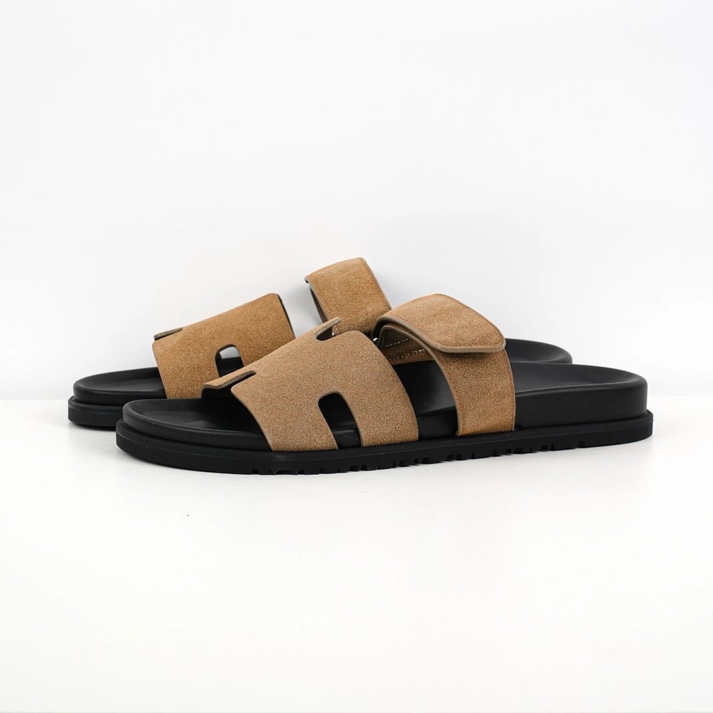 [เวอร์ชั่นชั้นนําโฟกัสในคุณภาพระดับไฮเอนด์] HERMES HERMES Chypre Open-Toe Flat Flip-Flops รองเท้าผู้