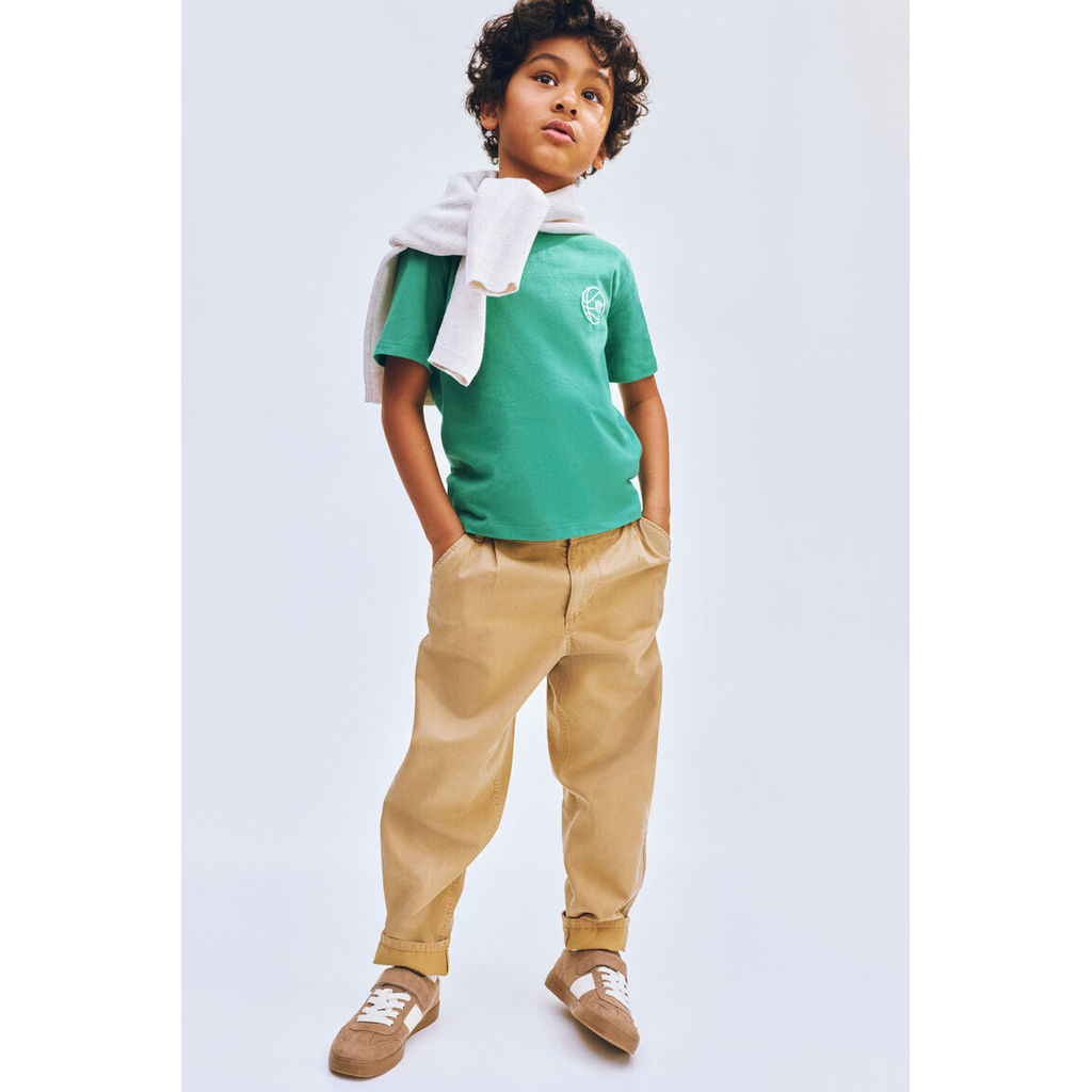 H&M(เอชแอนด์เอ็ม) เสื้อยืดพิมพ์ลาย Boys Printed T-shirt 1324846_1