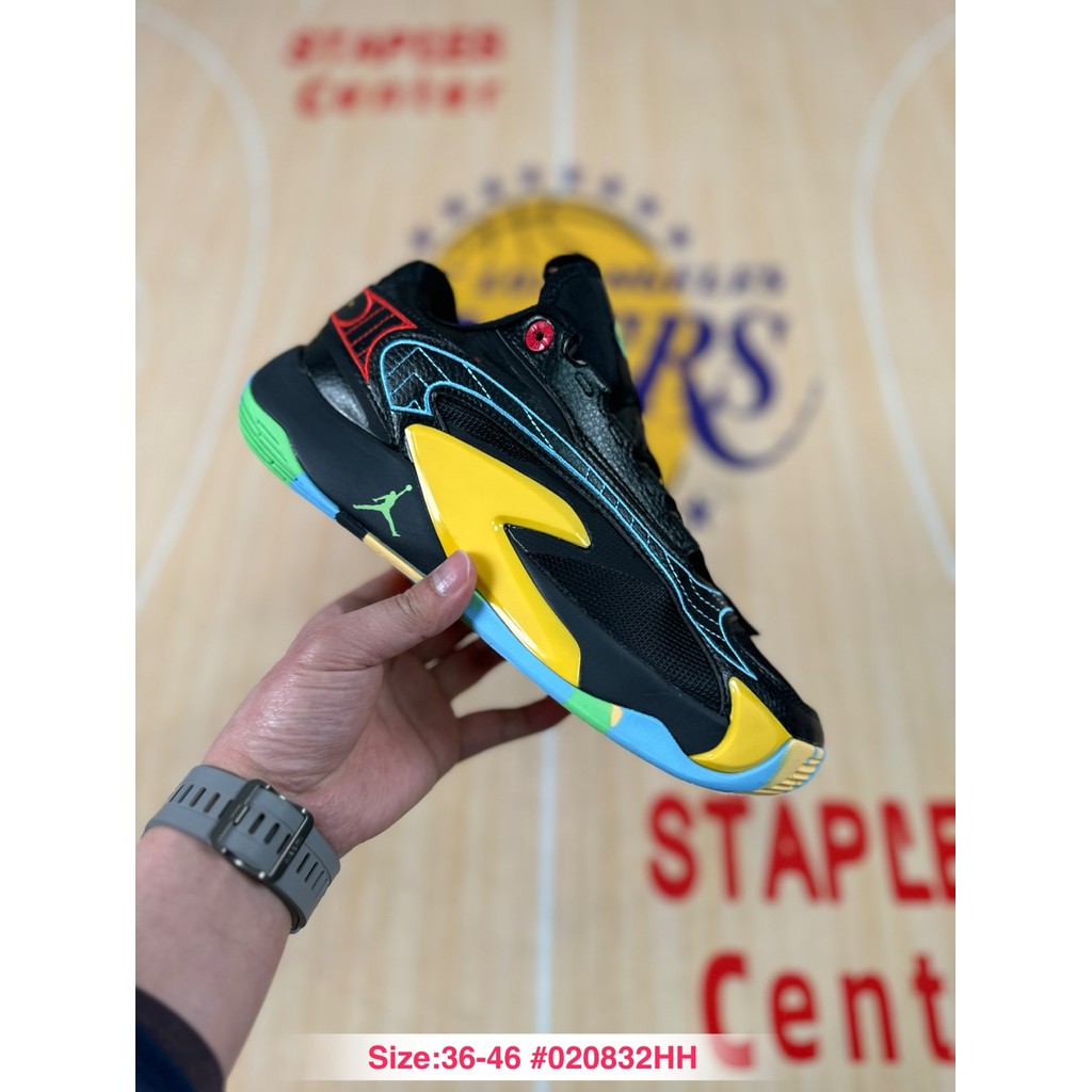 รองเท้ากีฬามัลติฟังก์ชันสำหรับเทนนิสและบาสเก็ตบอล แบบ-original Ja3