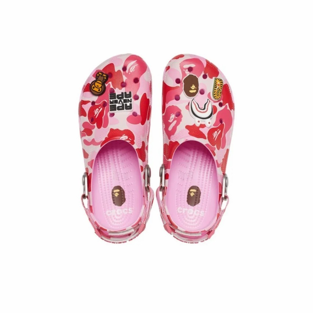🍬🍬（ ）BAPE X Crocs Classic Clog รองเท้าแตะUnisexUnisexUnisex