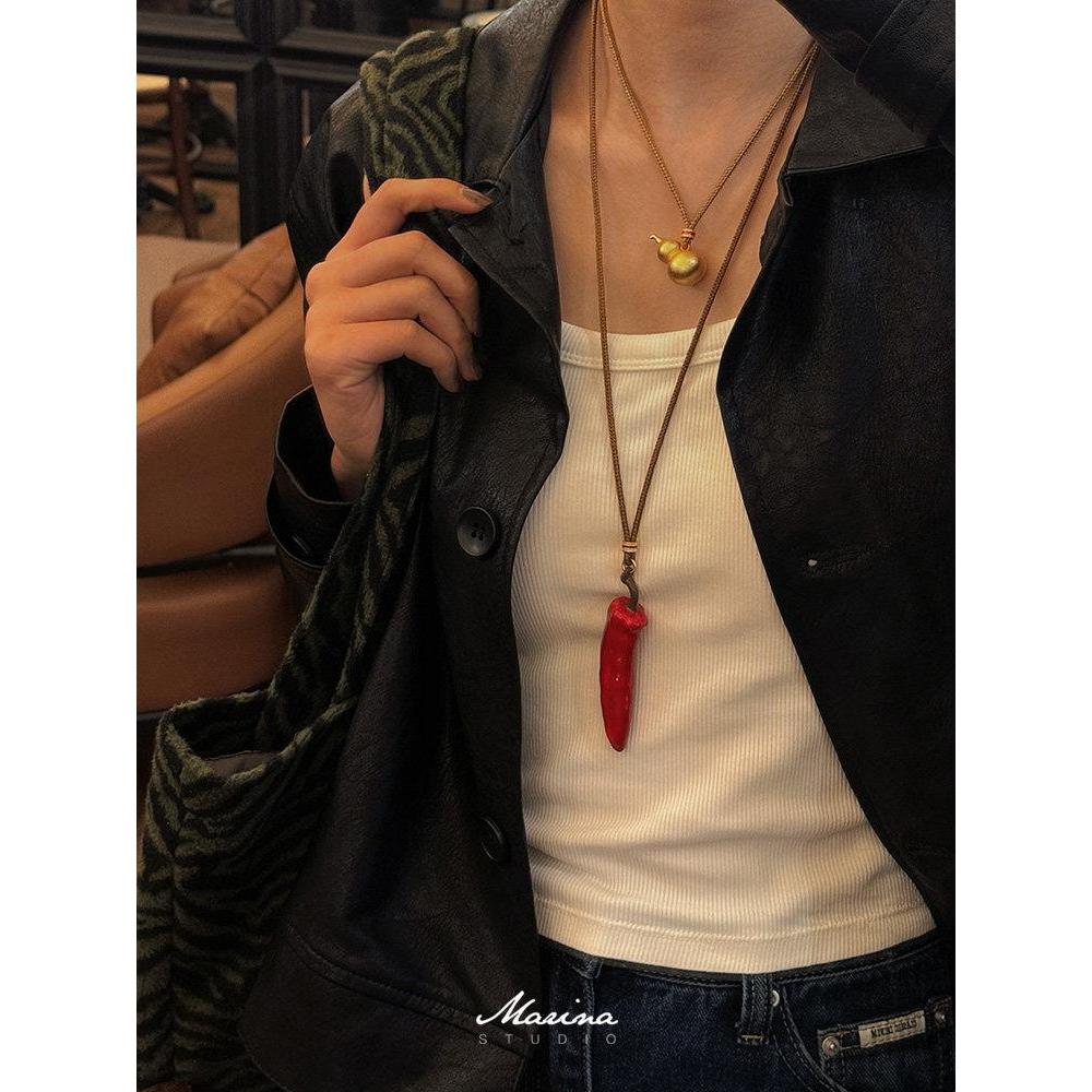 สร้อยคอ Marina สร้อยคอ Marina|Niche เคลือบปีม้าสร้อยคอพริกแดง High-End น่ารักผักซ้อนโซ่เสื้อกันหนาวส