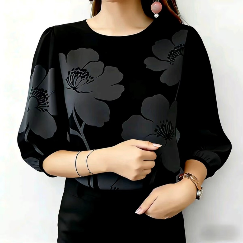 เสื้อทีเชิ้ตแขน 3/4 ส่วนสำหรับผู้หญิง ลายดอกไม้วินเทจ ทรงหลวม สไตล์คลาสสิกดูดี และสวมใส่สบาย