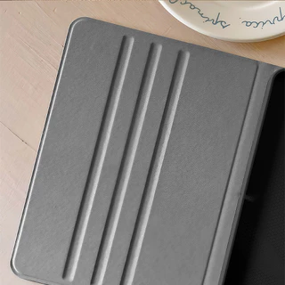 🔥24ชั่วโมงจัดส่ง🔥เคสiPad Air7/6 13 Pro13 2024 Gen11 Gen8/9 Air5 mini7 รุ่นตัวละครน่ารัก ผิวสีเทา ป้องกันแรงกระแทกดี