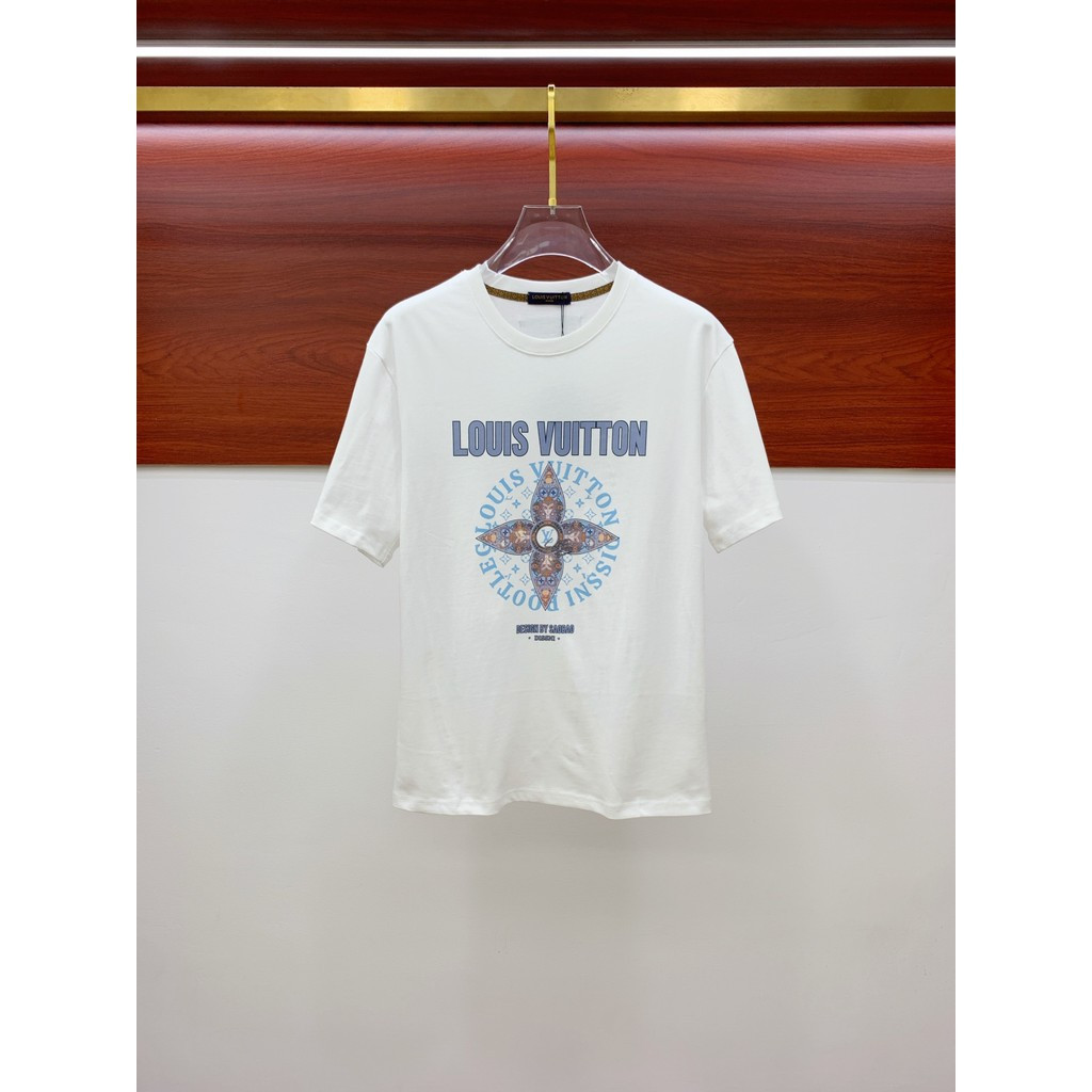 LO% UIS VU & ITTON/L @ V2026 Star คลาสสิกรอบคอแขนสั้นเสื้อยืดผู้ชายผู้หญิงสไตล์ Letter High-End Feel