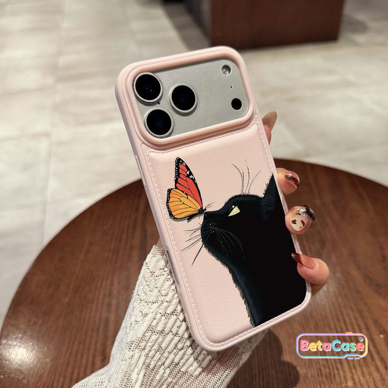 สำหรับ iPhone 17 16 15 14 13 12 11 11ProMax 12Pro 13Pro 14Plus 15Plus 16Plus เคสไอโฟน ลายแมวดำผีเสื้อน่ารัก กันตก