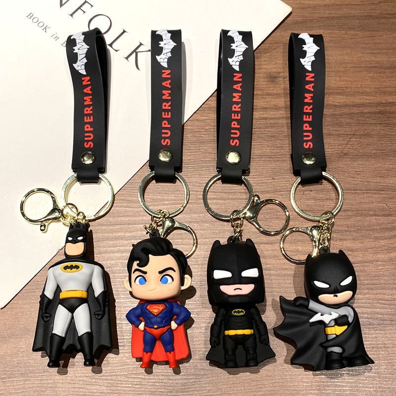 กุญแจ DC ตัวละครคลาสสิก (Batman, Superman) | PVC ของขวัญเด็ก ของสะสม หนังการ์ตูน กระเป๋า/กุญแจรถ​