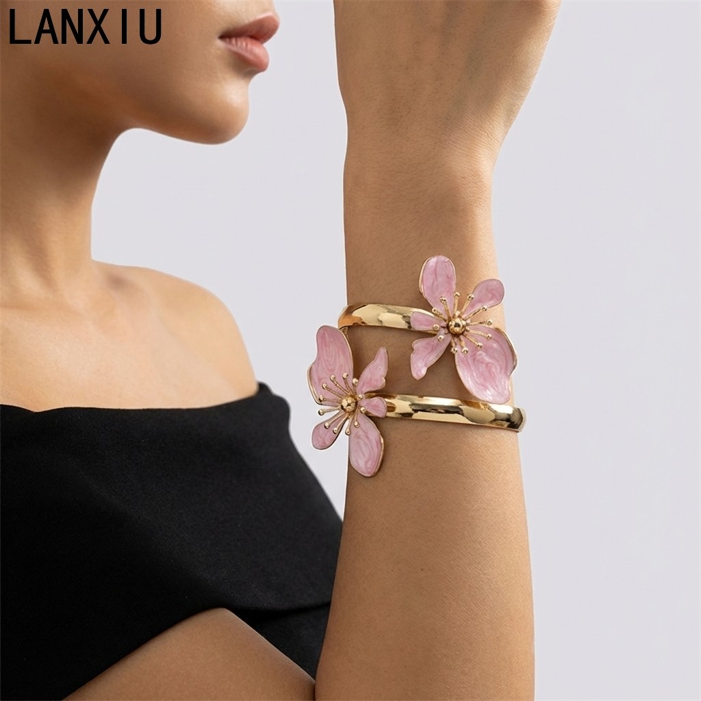 LANXIU ปรับดอกไม้เปิดกําไลข้อมือ Armlet แฟชั่นเครื่องประดับเซ็กซี่สําหรับสวมใส่ทุกวันชุดปาร์ตี้วันหยุด