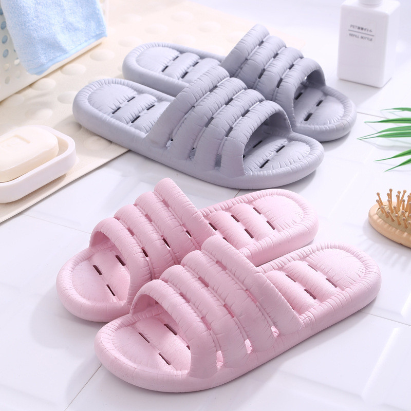 รองเท้าแตะห้องน้ําอาบน้ํารั่วตกแต่งบ้าน Hollow Anti-Slip หนา Soled ในร่มคู่รองเท้าแตะพลาสติกรองเท้าแตะ