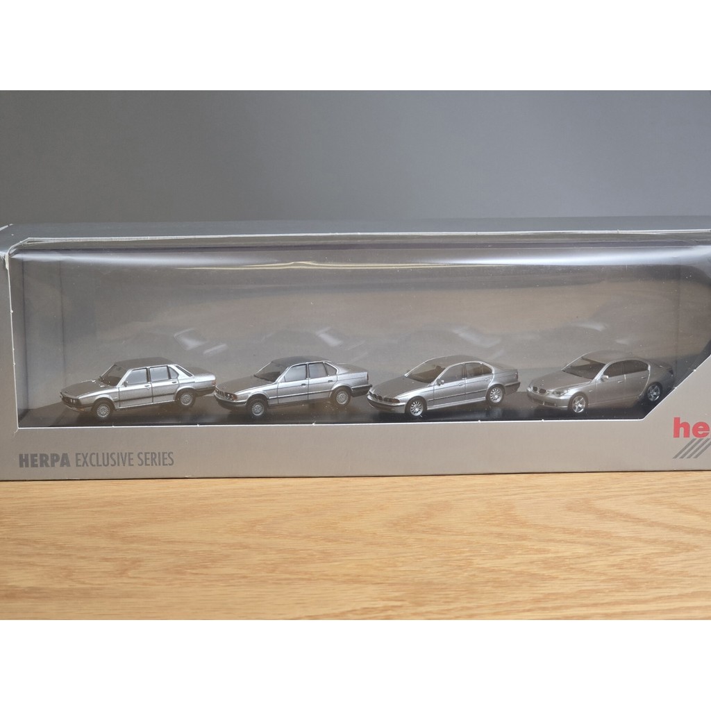 Herpa 1/87 BMW 5 Series Box Set 1981-2003 E39 E60 BMW Rare Box Set Car Model Plastic Material Car Co
