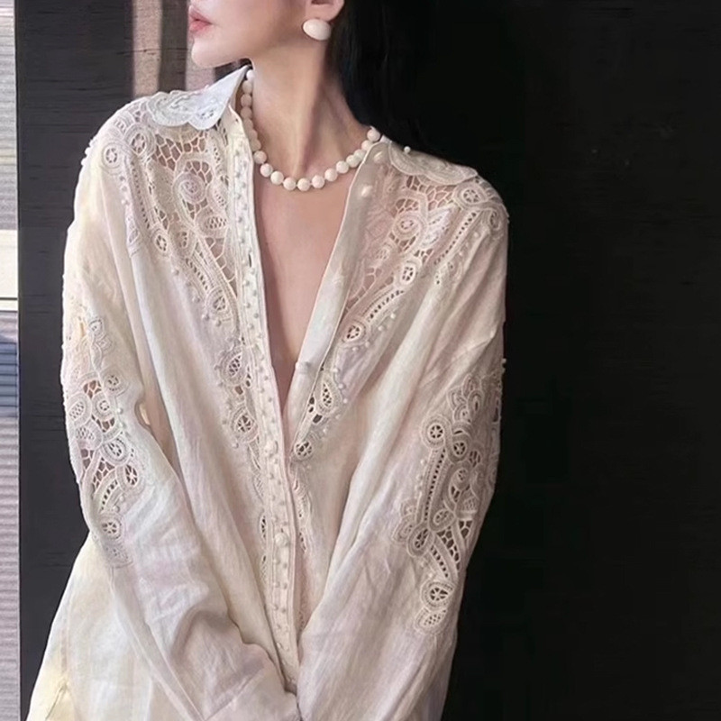 เสื้อเชิ้ตสีขาวยามาเนียร์ สำหรับสตรี มาพร้อมลายพิมพ์หรูหรา ใส่ได้ทุกวันและเหมาะแก่การแต่งตัวออกงาน