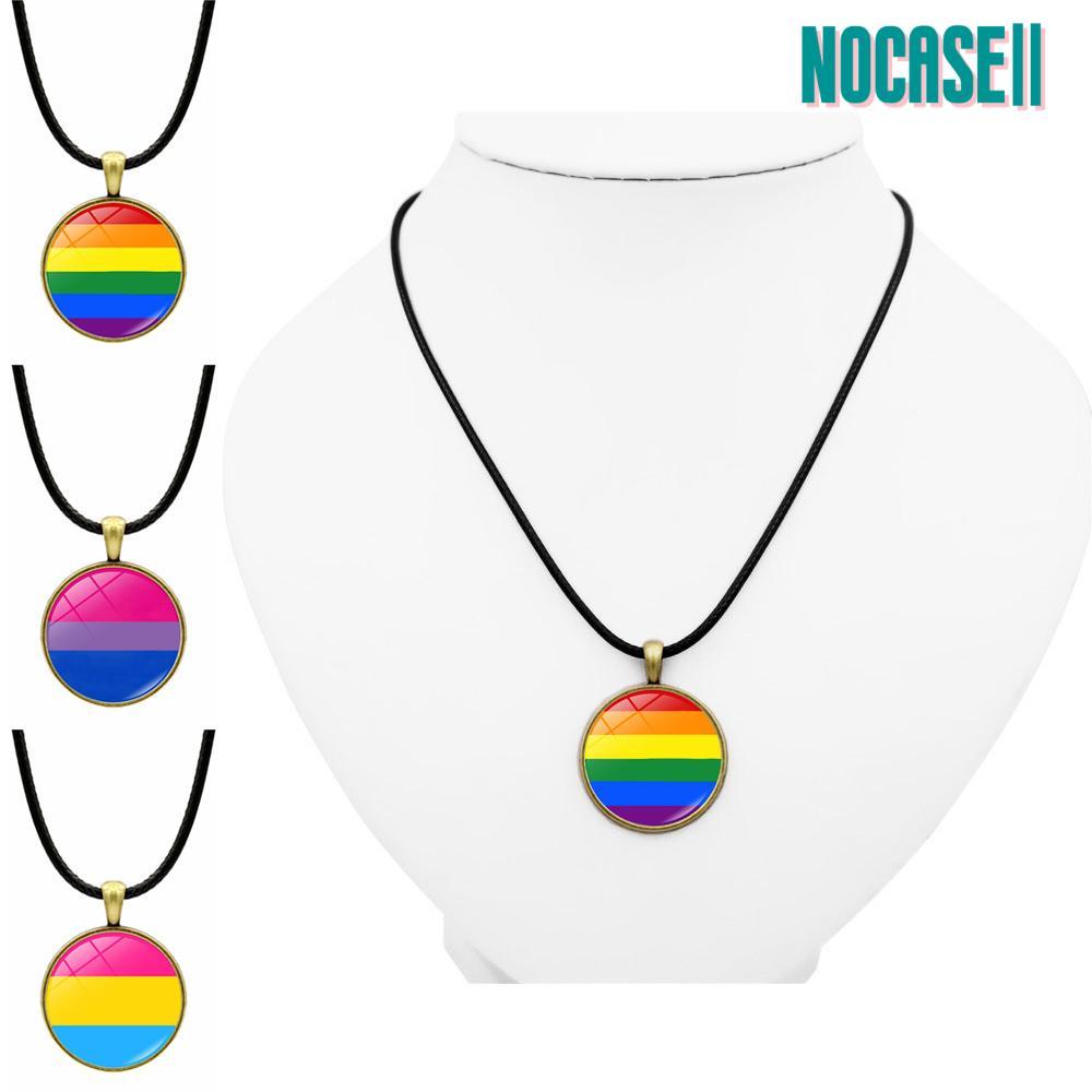 สร้อยคอสายรุ้ง[charm]สำหรับชุมชนLGBTQ+