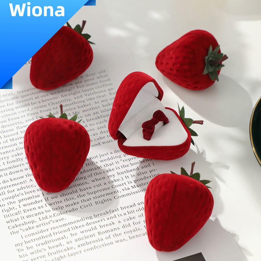 จอแสดงผลเครื่องประดับงานแต่งงาน WIONA, สีแดงสีชมพู Flocking พลาสติกกล่องแหวนสตรอเบอร์รี่, โรแมนติกออ