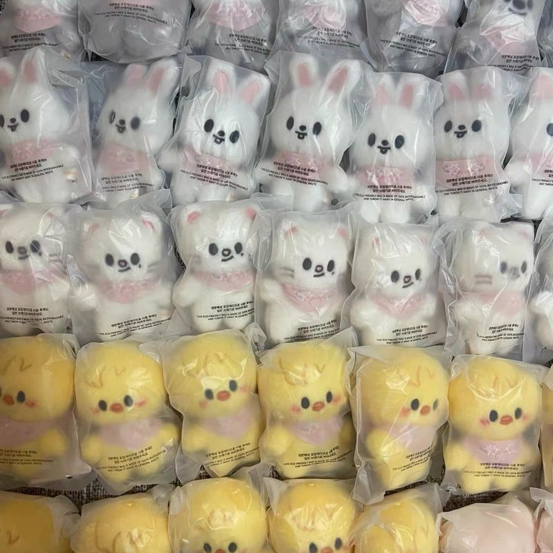 [ของแท้ประเทศตอนนี้] ตุ๊กตา skzoo Doudouyan straykids พัดลม 5cm10cm ผ้าเช็ดน้ําลายตุ๊กตา Scribbable 