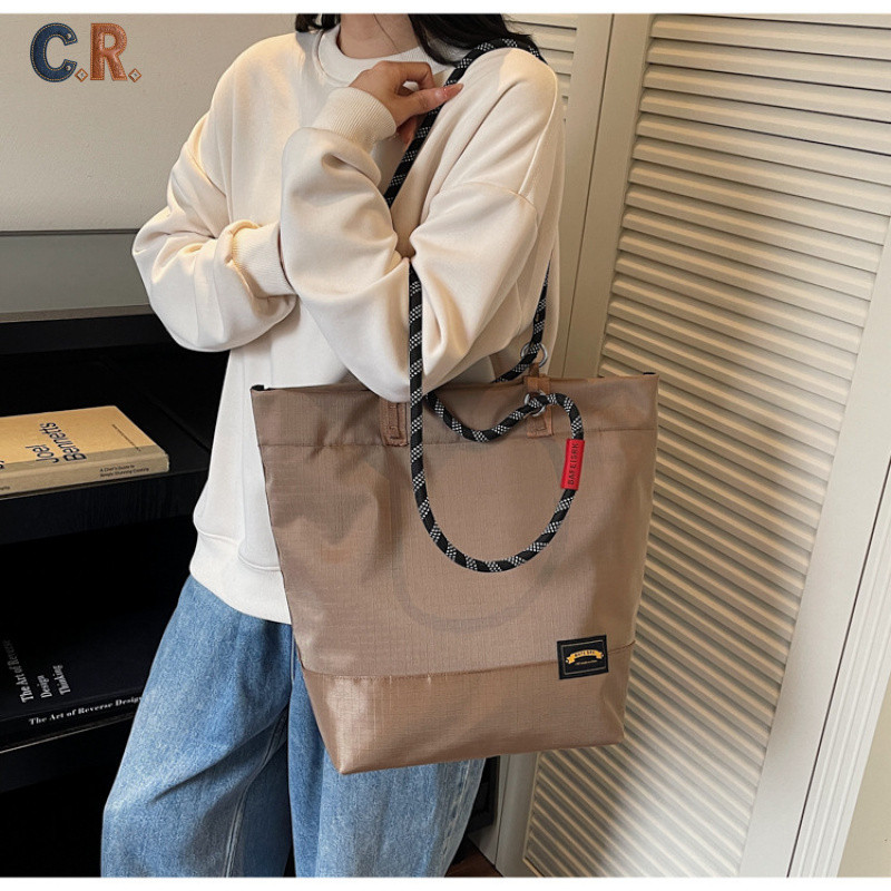 C.R.Tote bag ไนลอนแฟชั่น รูปที่ 2