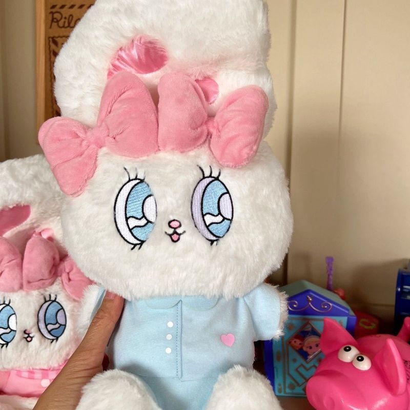 【พร้อมส่ง】 esther bunny esther bunny พวงกุญแจ สินค้าที่เกี่ยวข้อง: ตุ๊กตากระต่าย, ของขวัญวันเกิด