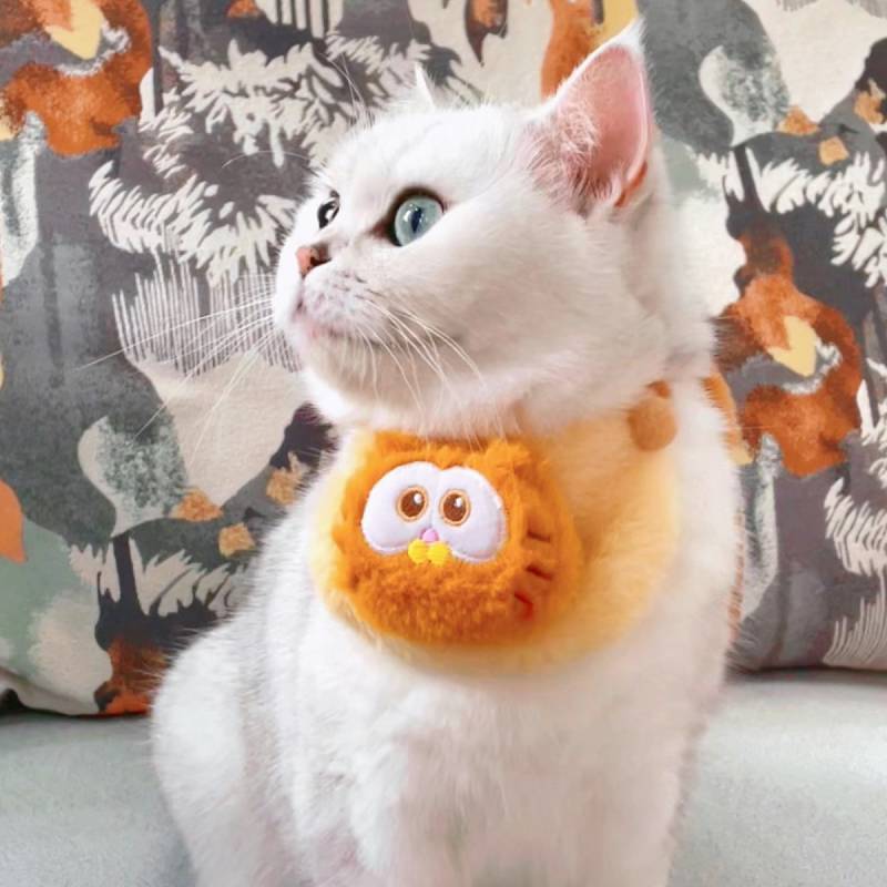 【Ready Stock】 Pet's Saliva Towel Garfield Cute Dog Small Dog Love Bib Scarf Wool Embroidery Scarf Ne