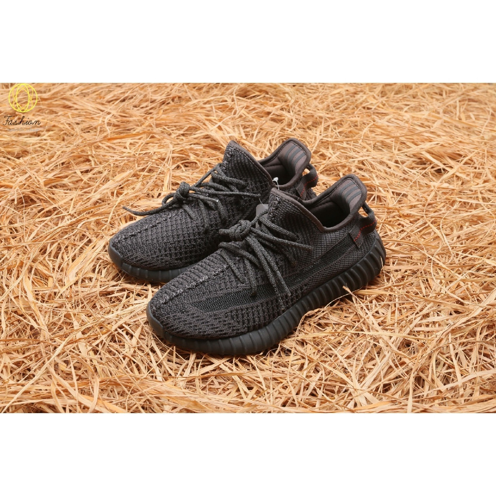 Yezzy 350 V2 boost Black Angel fu9006 รองเท้าวิ่ง ใหม่เอี่ยม มีในสต็อก ลด 73%