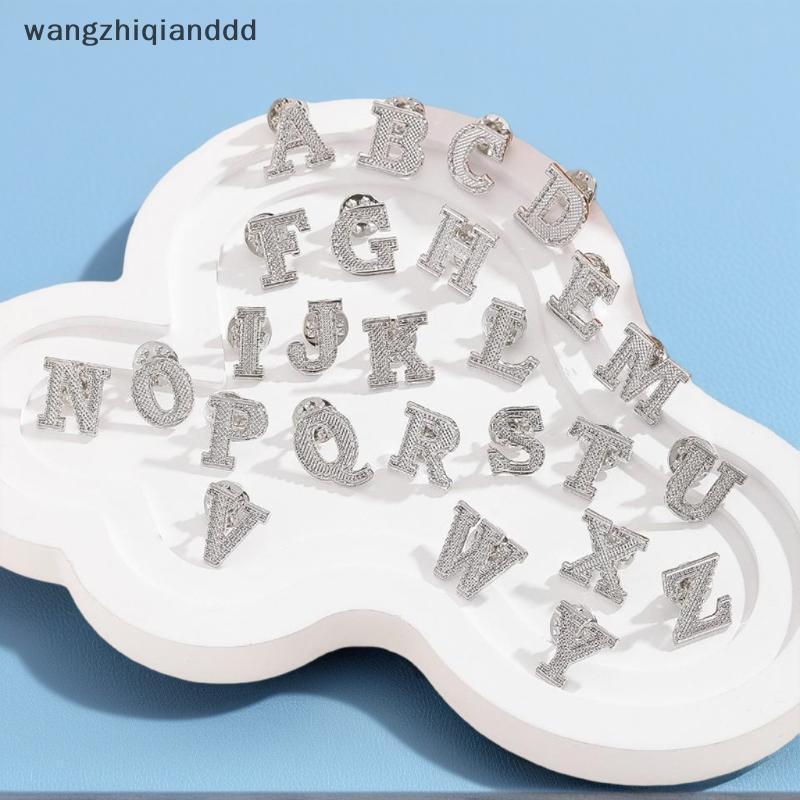 Hot 2PCS ตัวอักษร A-Z สีเงิน แฟชันโลหะ สำหรับทั้งชายและหญิง เข็มกลัดและอุปกรณ์เสริม
