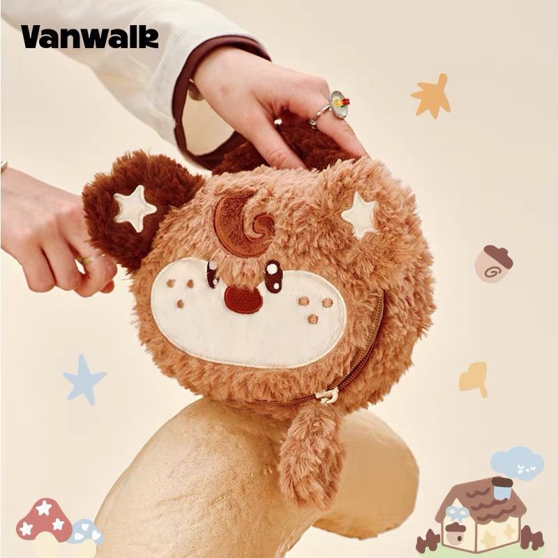 Kash Shigui Leasing Gui Department Store (ส่วนบุคคลอุตสาหกรรมเชิงพาณิชย์) VANWALK Pine Cone Tribe ยี