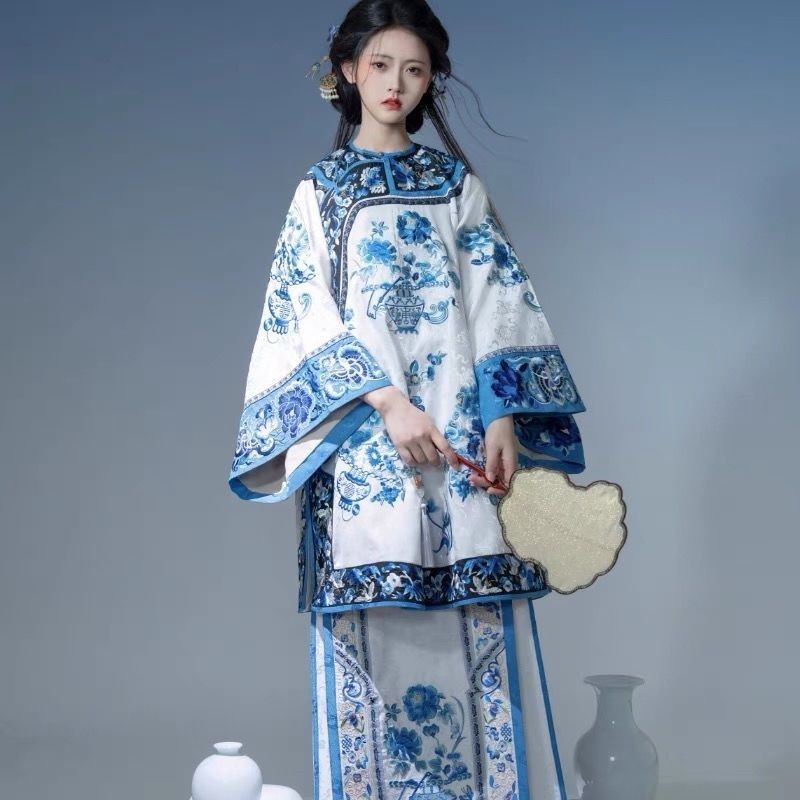 Gege Qing Dynasty เสื้อผ้า Late Qing Dynasty Blue White Porcelain พิมพ์ปักผู้หญิง#格格清朝服装晚清青花瓷印花刺绣女装重