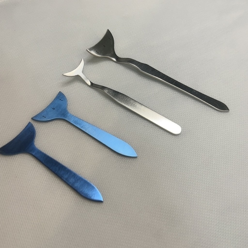 Silicone Eyeliner Seal Stainless Steel Lying Silkworm Ruler Titanium Alloy Lying Silkworm Ruler Lyin