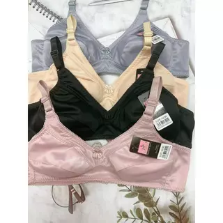 B2010 เสื้อในไร้โครง มี 2ตะขอ คัพ B ส่งจากกรุงเทพ ใส่สบายมาก Women Clothing Lady ผู้หญิง Underwear