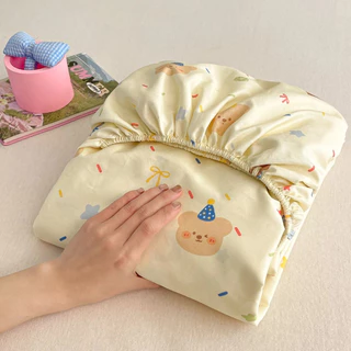 ผ้าฝ้าย 100% หมีและสัตว์ ผ้าปูที่นอนติดตั้งพิมพ์ลาย Single / Queen / King Size ผ้าปูที่นอน Cadar ผ้าปูที่นอนลายดอกไม้ไม่ซีดจาง