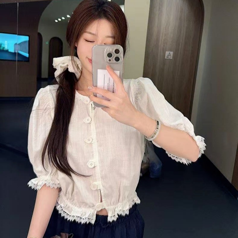 ❤easy❤ผู้หญิง สีขาว กลวงออก เสื้อแขนสั้น เสื้อเชิ้ต