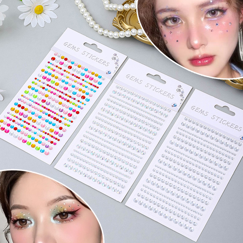 สติกเกอร์ประกายเพชร ติดได้ง่ายและสวยงาม มีหลายขนาดและสีสันสดใส