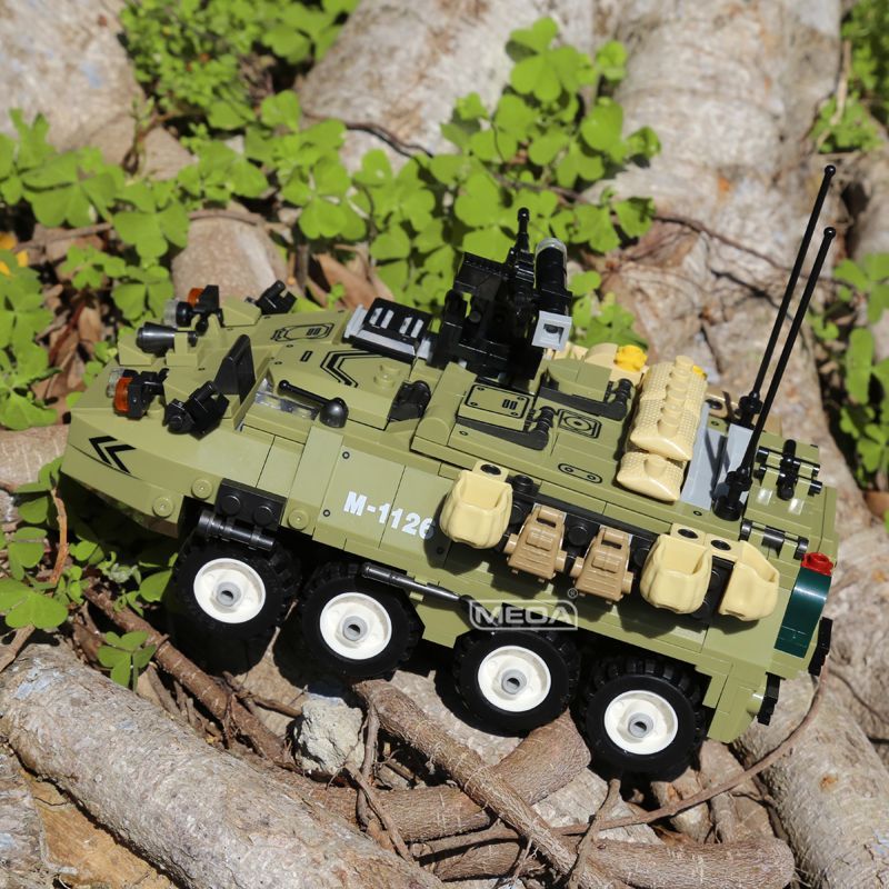 ใช้งานร่วมกับเลโก้บล็อกตัวต่อ M1126 Armored Transporter Boy ประกอบทหารแปดส้น Chariot ชุดตกแต่งของเล่