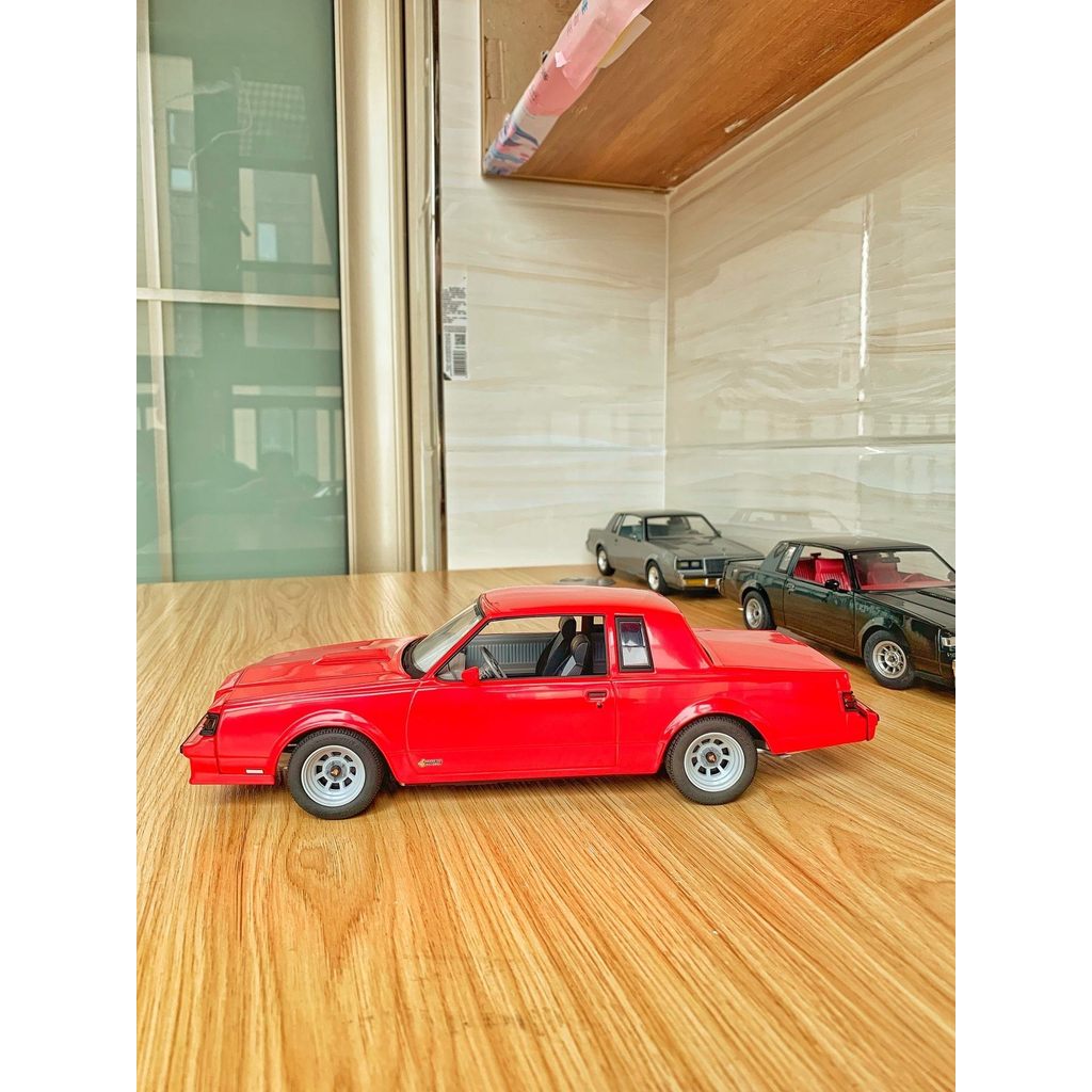 [สต๊อกพร้อม] 1 18 Buick Conway gn Car Model.Sell, gmp ผลิตบรรจุภัณฑ์ดั้งเดิมของใหม่เอี่ยม, วิญญาณกล้