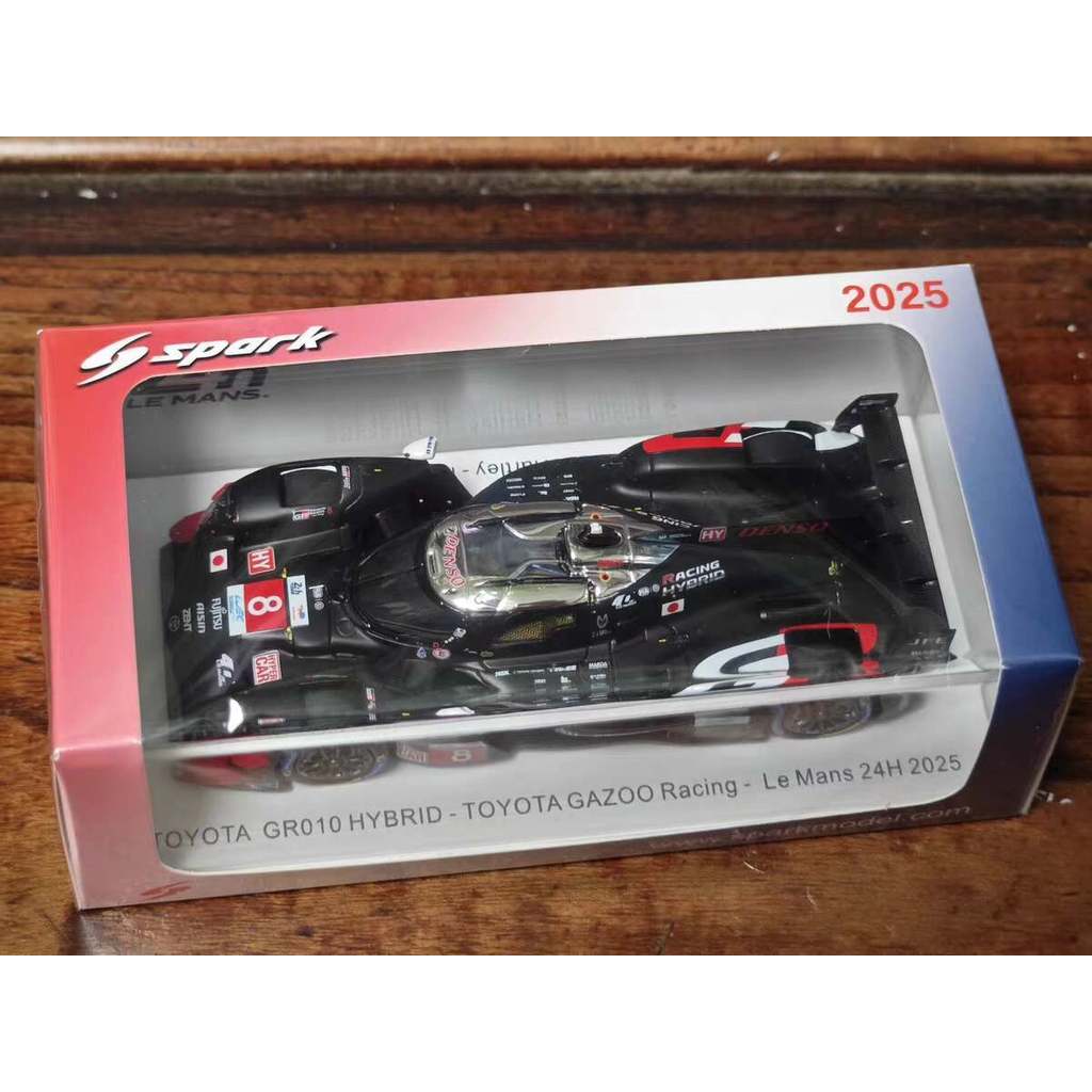 SPARK 2025 Le Man Toyota GR010 GUZO Fleet Resin Model No. 8 1: 43