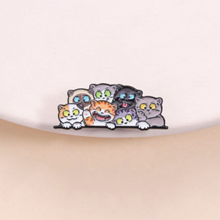 เข็มกลัดและตรามินเนี่ยนแบบการ์ตูนสีสันสดใส สำหรับตกแต่งกระเป…