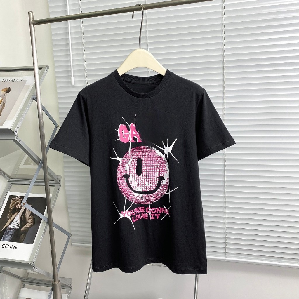 3GDU GANNI 24 การออกแบบสไตล์ใหม่รู้สึกพิมพ์รอบคอหลวม All-Match เสื้อยืดแขนสั้นผู้ชายผู้หญิงสไตล์