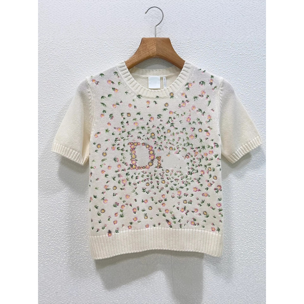 7W56 D**r Spring and summer new style round-neck knitted short-sleeve top with elaborate three-dimen