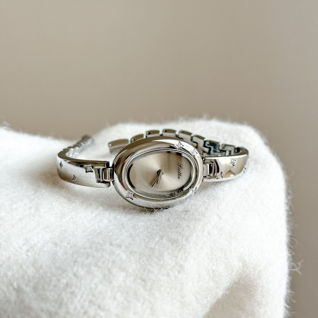 ผู้ผลิต Supply scottie scottie Oval Disc Bracelet Watch 9780