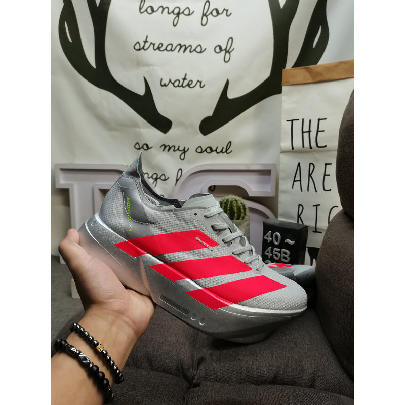 PRO 4M JR6372 รองเท้าวิ่งน้ำหนักเบา สวมใส่สบาย