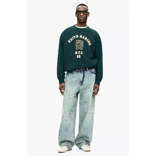 H&M(เอชแอนด์เอ็ม) เสื้อวอร์มพิมพ์ลายโอเวอร์ไซส์แบบเข้ารูป Men Oversized Fit Printed sweatshirt 1218803_7