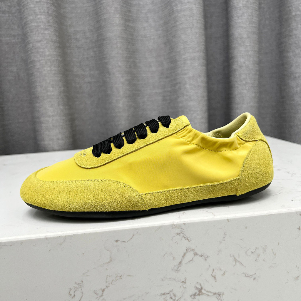 U8A9 Pra** 2025New genuine leather women's flat shoes, casual sports shoes, fashionable and versatil