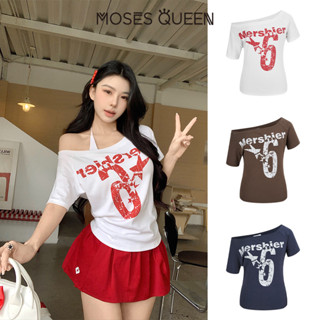 < MOSESQUEEN > เสื้อแขนสั้นแบบพิมพ์ตัวอักษรหนึ่งคำ สำหรับผู้…