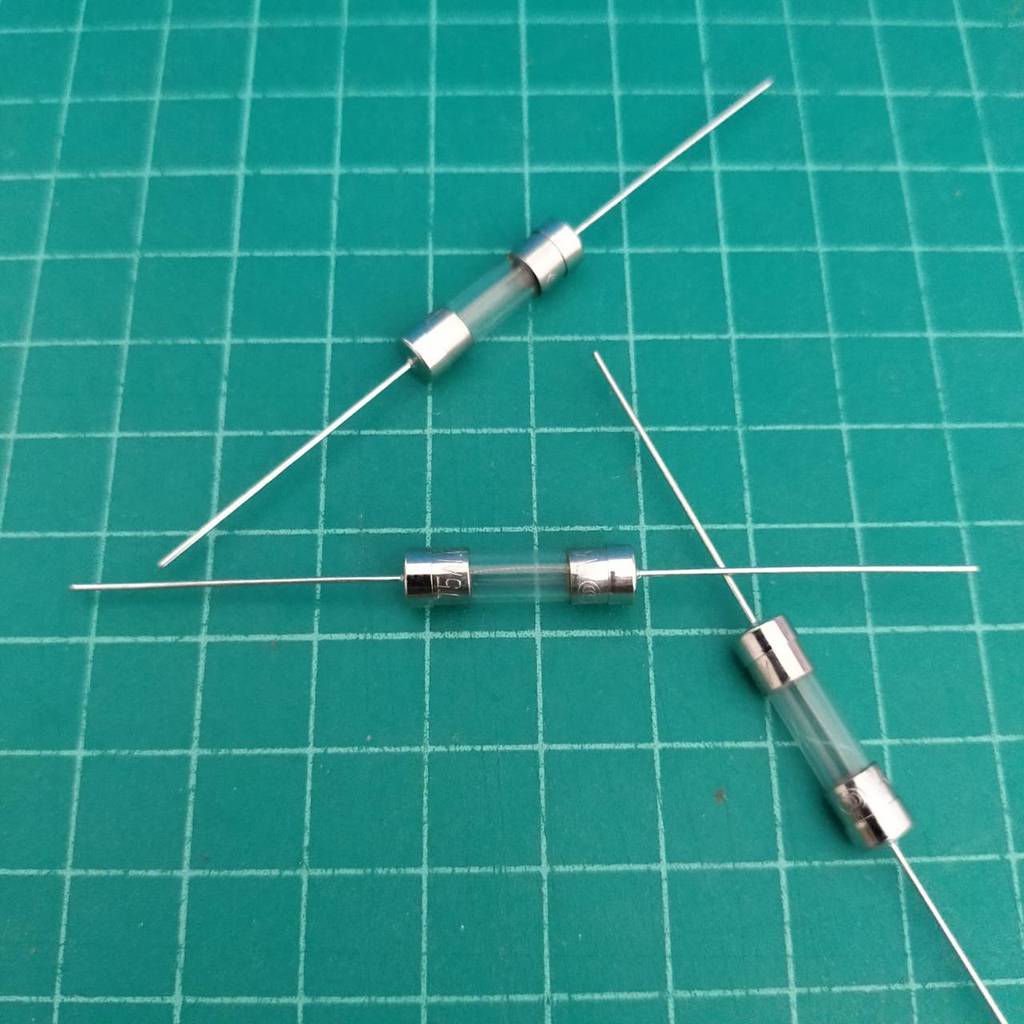 ฟิวส์ 2 ขา glass fuse บัดกรี หางหนู (หลอดแก้ว) 5x20mm 250V T0.5A ถึง T25A #PG5x20T (1 ตัว)