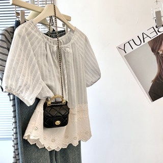 Red Berryเสื้อเชิ้ตแขนสั้นผ้าลูกไม้ลายทางสไตล์เรโทรสำหรับผู้…