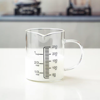 🧊 ICE COFFEE แก้วตวง ถ้วยตวง ด้วยมาตราส่วน 250มล เหยือกแก้วตวงเครื่องดื่มและอาหาร เข้าไมโครเวฟได้ แก้วชงกาแฟ ​ทนความร้อน