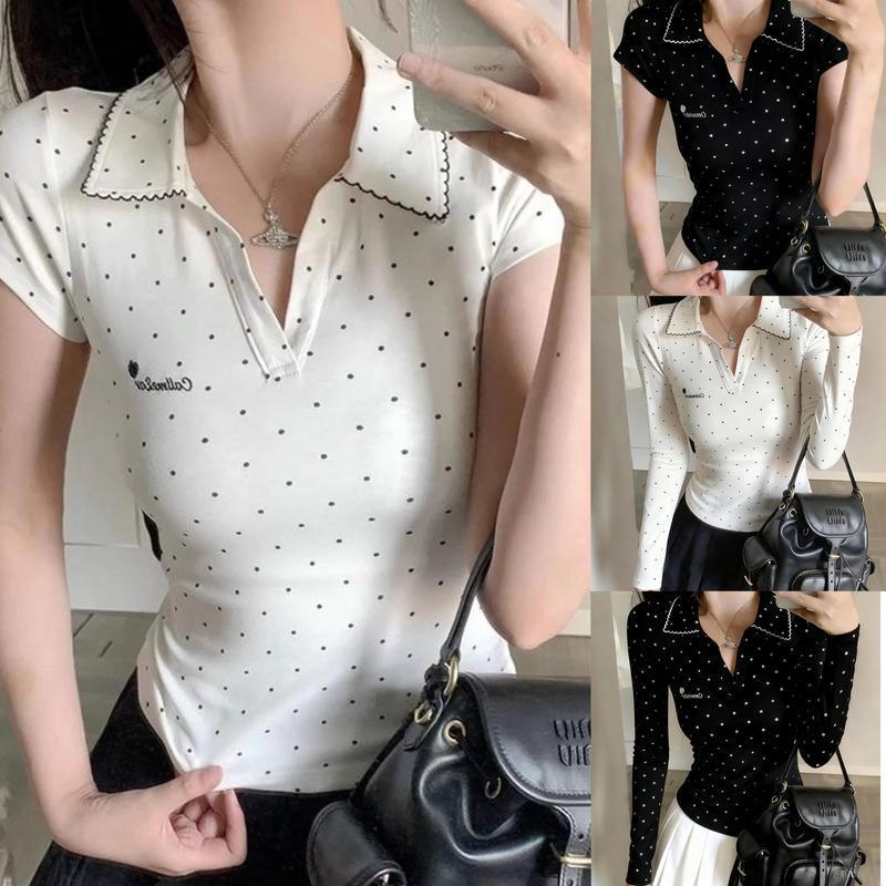 เสื้อยืดแขนสั้นคอโปโลสีขาวลายจุดสไตล์เรโทรอเมริกัน ทรงเข้ารูป สำหรับผู้หญิง