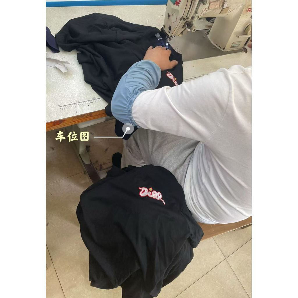 ดิโอ * ร2026ดาวคลาสสิกรอบคอแขนสั้นเสื้อยืดผู้ชายผู้หญิงสไตล์ตัวอักษรแสงหรูหราเว็บไซต์อย่างเป็นทางการ