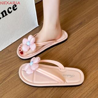 รองเท้าแตะสำหรับชายหาด พร้อมพื้นนุ่มสบาย และกันลื่น ปลายเท้า…