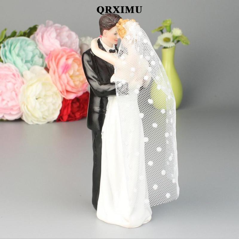 Sharprepublic เค้กแต่งงานตลก Topper เจ้าสาวและเจ้าบ่าวตุ๊กตาอารมณ์ขัน 6 x 5 x 17 ซม. / 2.36 x 1. 6.6